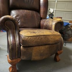 Needs an Upholster's Love