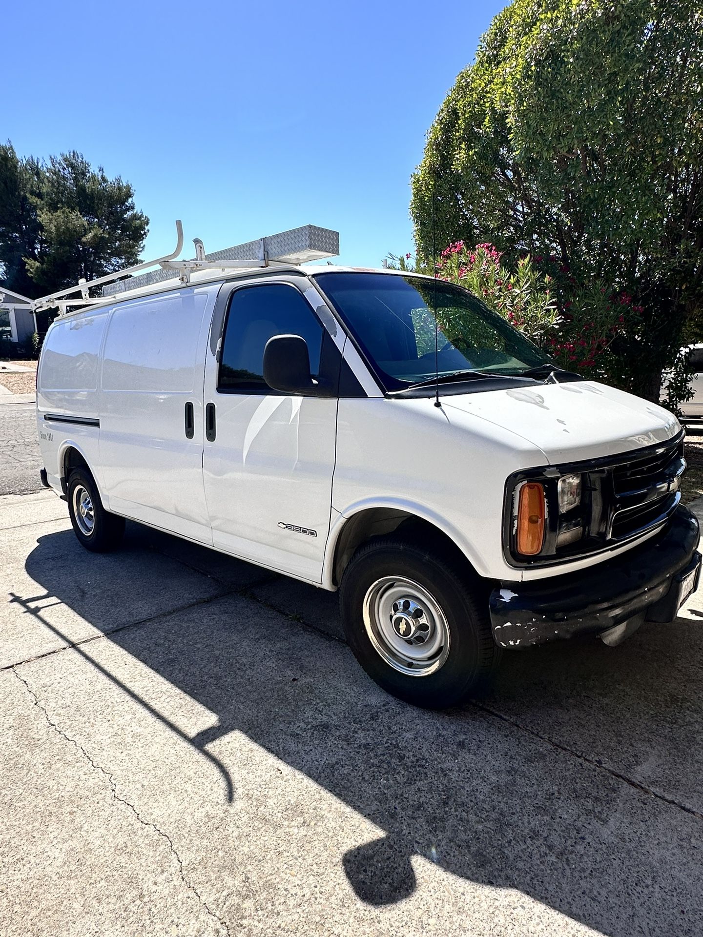 2001 Chevrolet Express