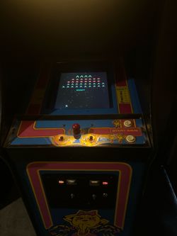 Vintage Ms. Pac-Man Arcade Cabinet – 60-in-1 Multicade
