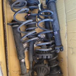 Oem Struts Springs Shocks Nissan 350Z 03-09 Infiniti G35 Coupe/Sedan RWD 03-07
