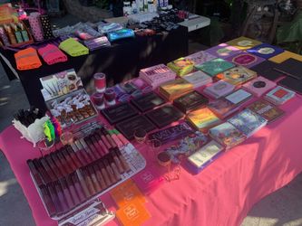 Makeup SALE
