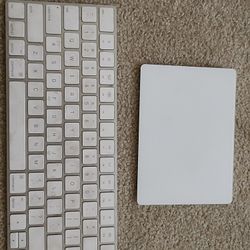 Apple Keyboard/trackpad 