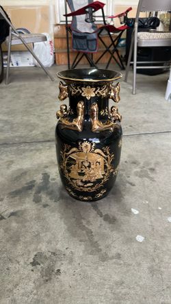 Vintage Chinese Vase