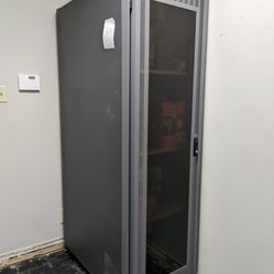 7ft Tall Computer Server Rack With 4 Adjustable Height Shelves Inside. Heavy Duty And Mobile 