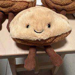 Jellycat Margaux Madeleine