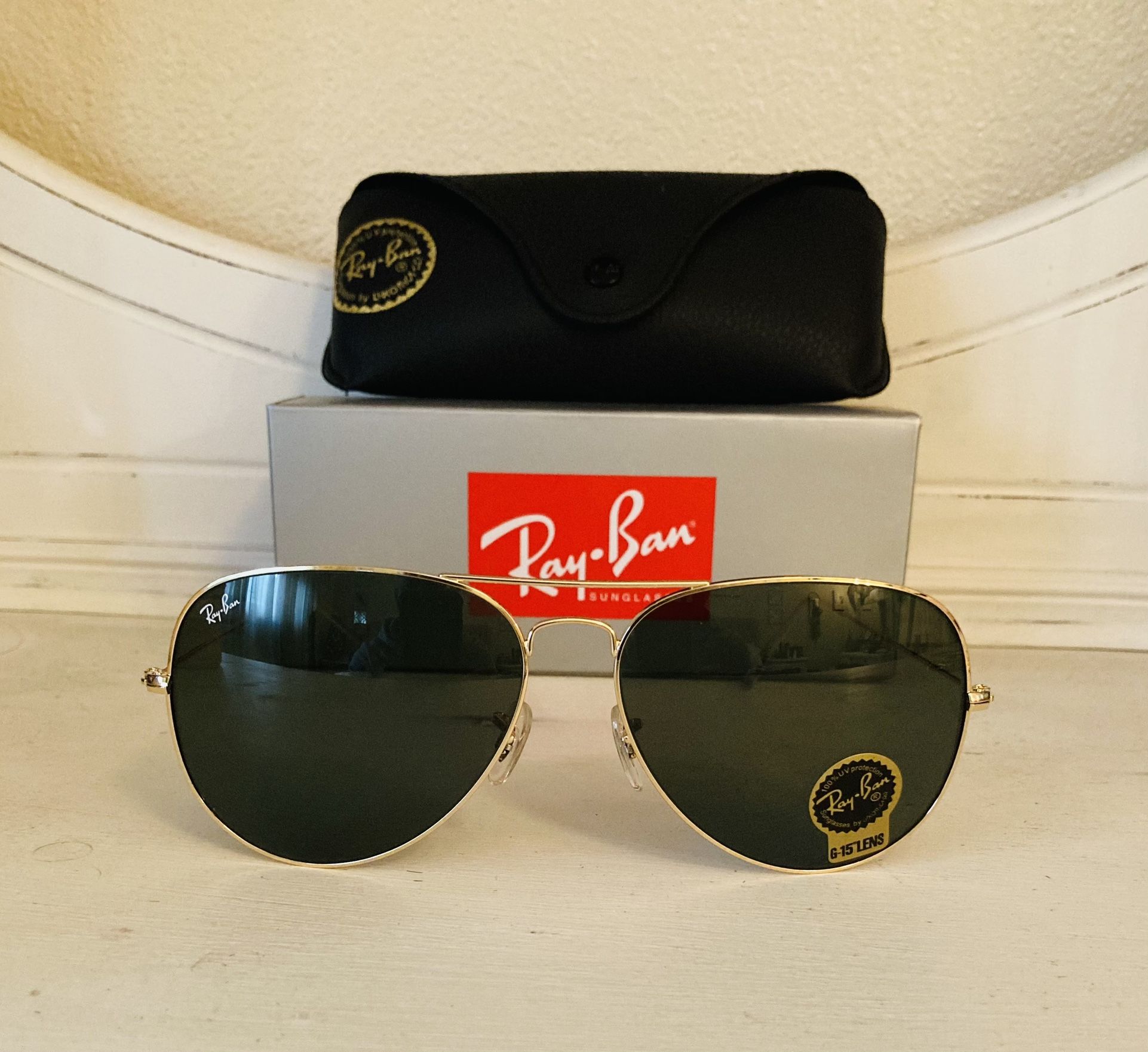 New RayBan Aviator Classic Sunglasses With Original RayBan Packaging