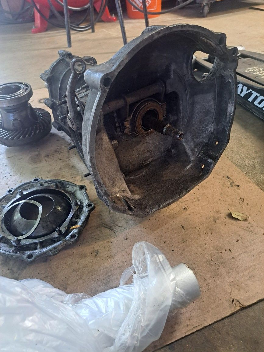 VW Swing Axle Transmission For Parts