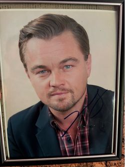 Autographed Leonardo DiCaprio with authenticity
