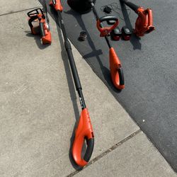 Black & Decker 4 Tools, Charger And 2 Batteries