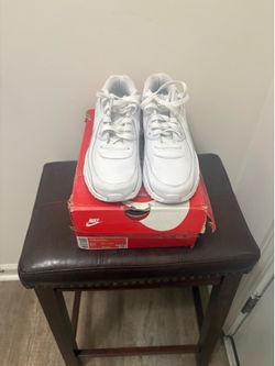 Airmax 90  size 6.5  youth