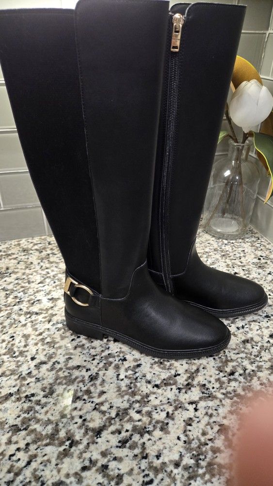 New Coach Boots Size 5