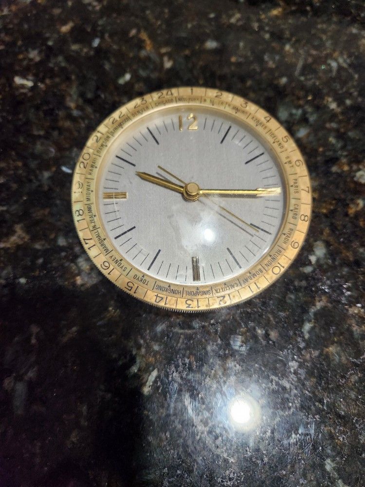 Vintage Rotating Dial World Time Desk