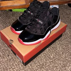Jordan 11 Low Bred