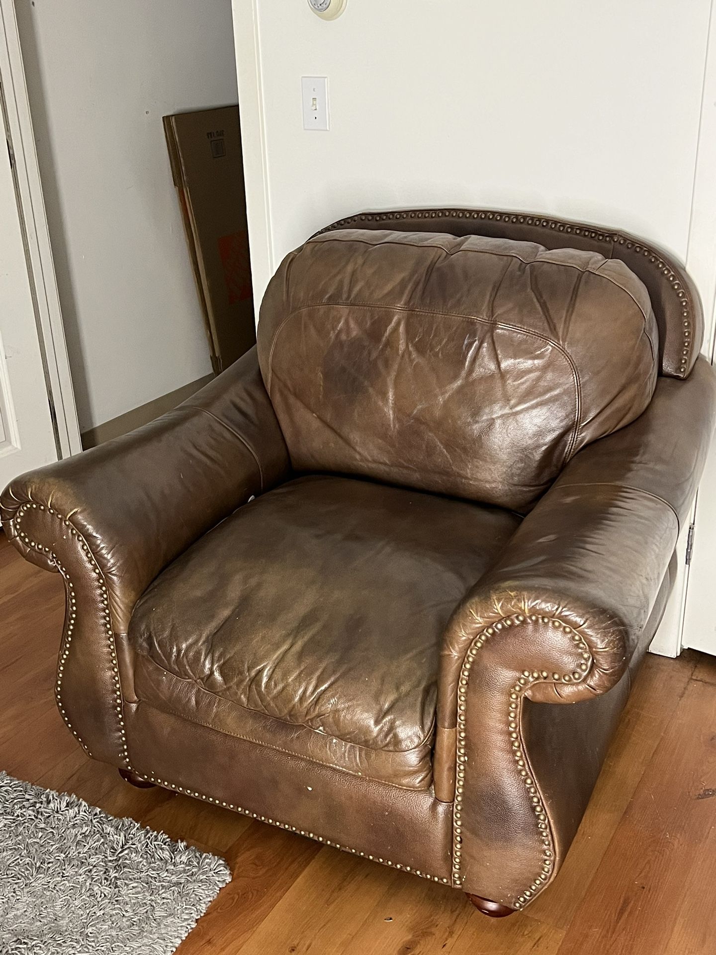 Brown Leather Sofa Set