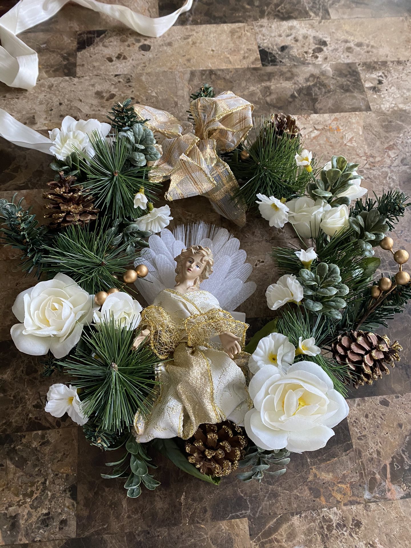 Avon Christmas Wreath