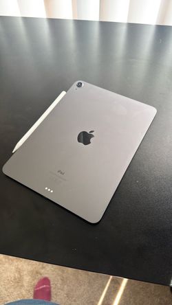 iPad Air 4 64 GB + Apple Pencil