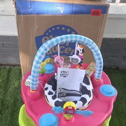 Evenflo Exersaucer Moovin & Groovin Activity Center,