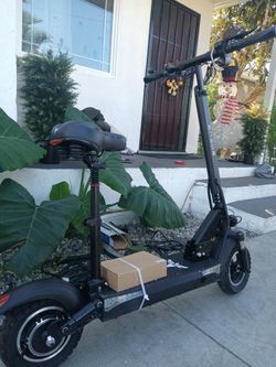 $450 Nuevo Scooter Electrico