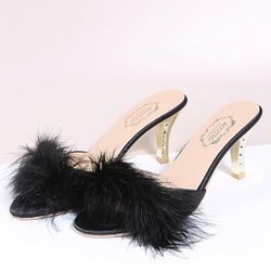 Fuzzy Heels Sz 8.5 (Brand New)