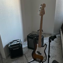 Bajo + Amp Acoustic (package) Fender Amp (optional)