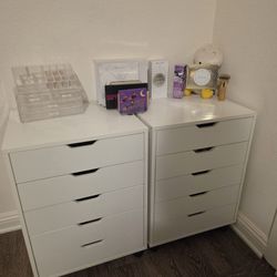 Make Up Drawers 