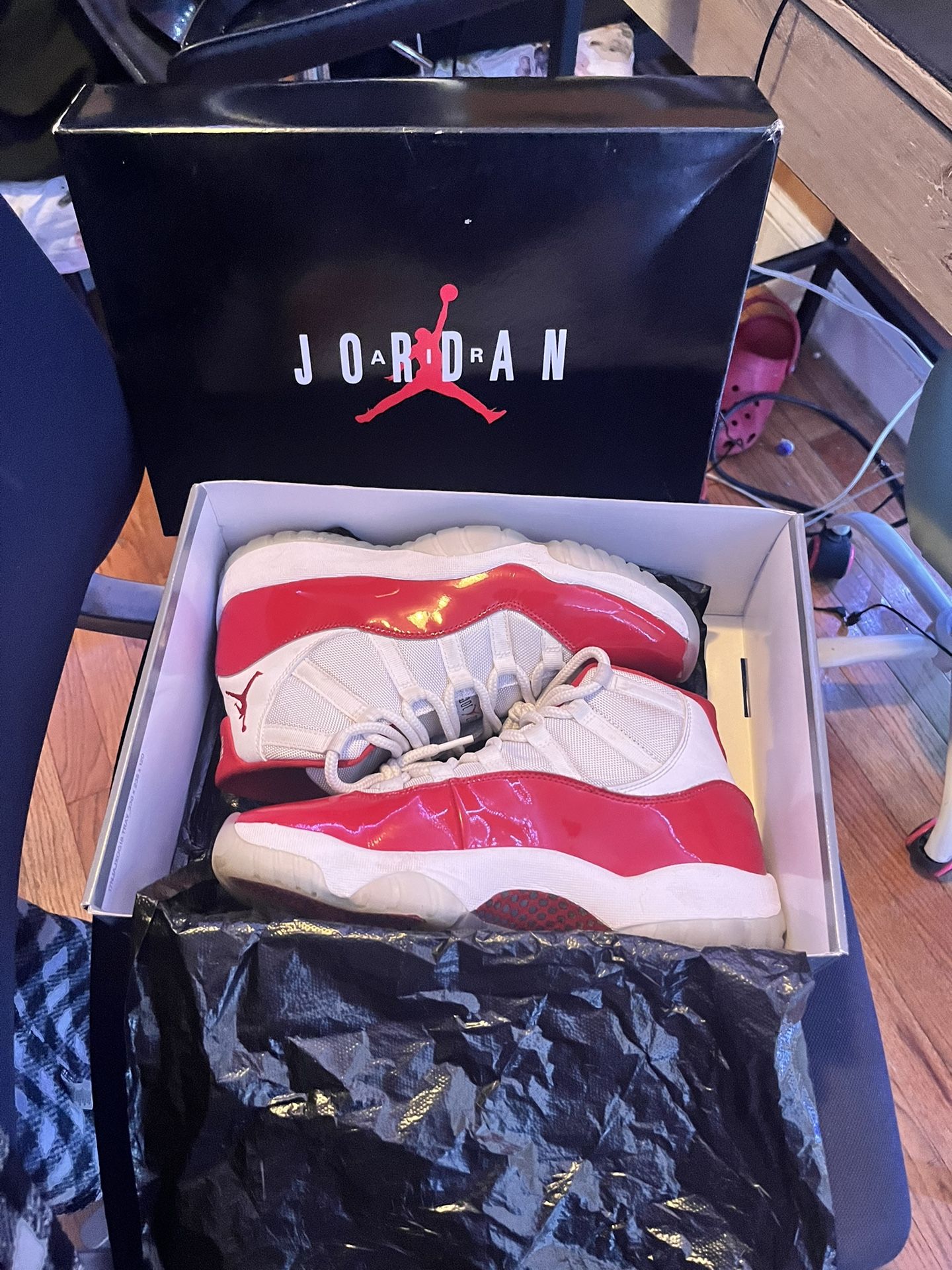 Jordan Cherry 11s -SIZE 9-BRONX NY
