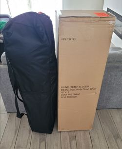 Big daddy plush chair