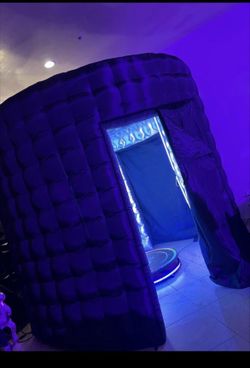 360 Photo Booth & Inflatable