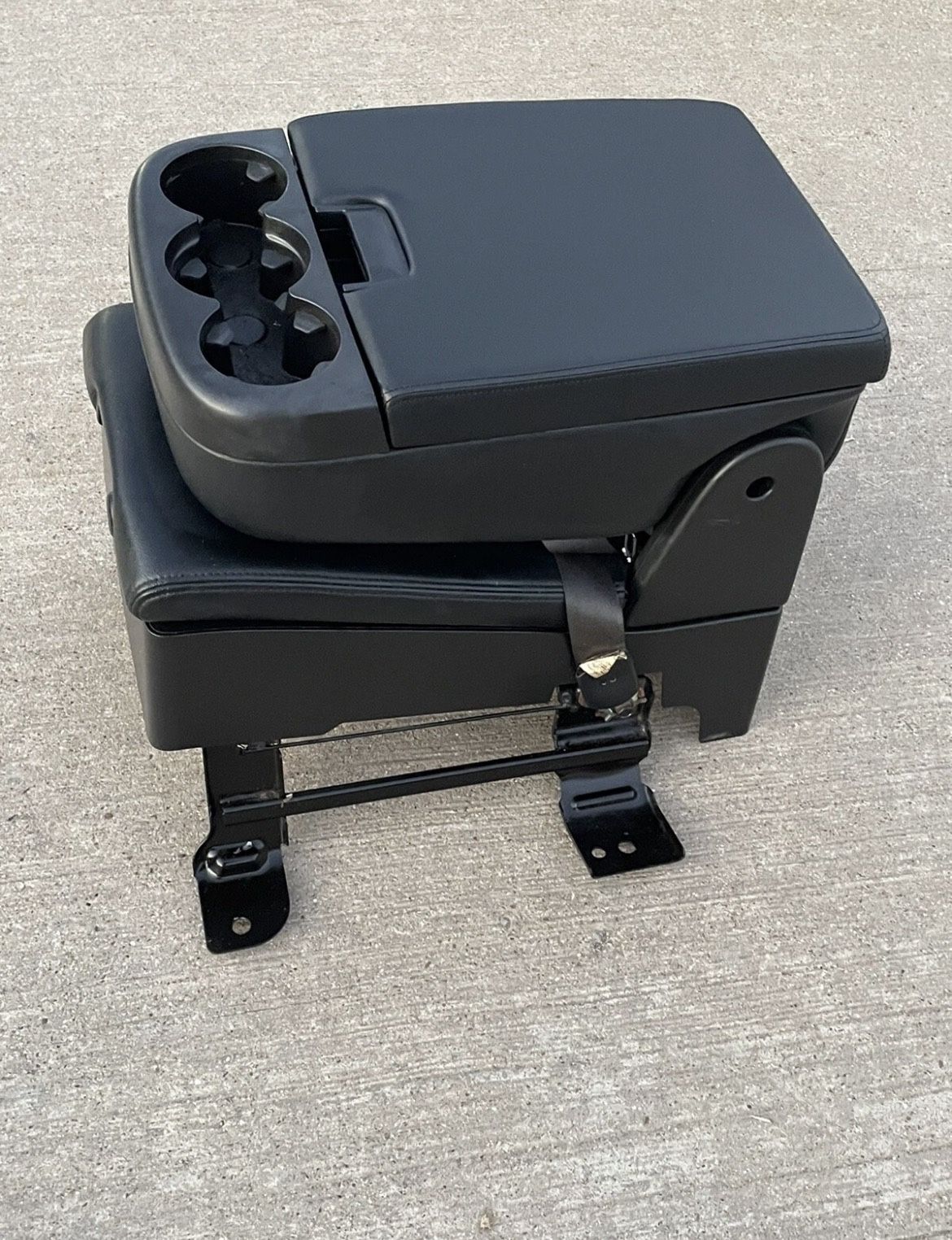 07-14 Chevy/GMC Jump Seat Console