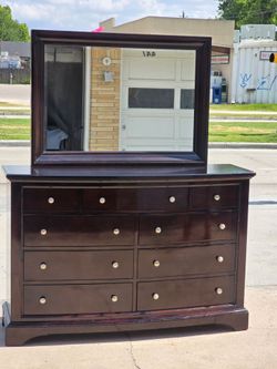 DRESSER WITH MIRROR