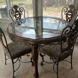 4Dining Set From Ashley Furniture 