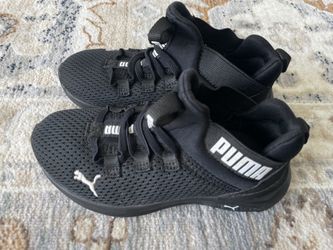 PUMA Unisex-Child Enzo  Sneaker