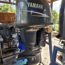 2010 Yamaha F 250 Hp Four Stroke Outboard Motor  Only 300 Hours