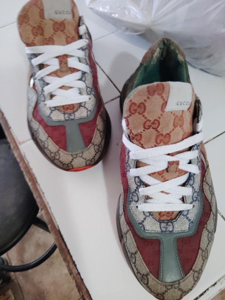 Used Gucci Shoes