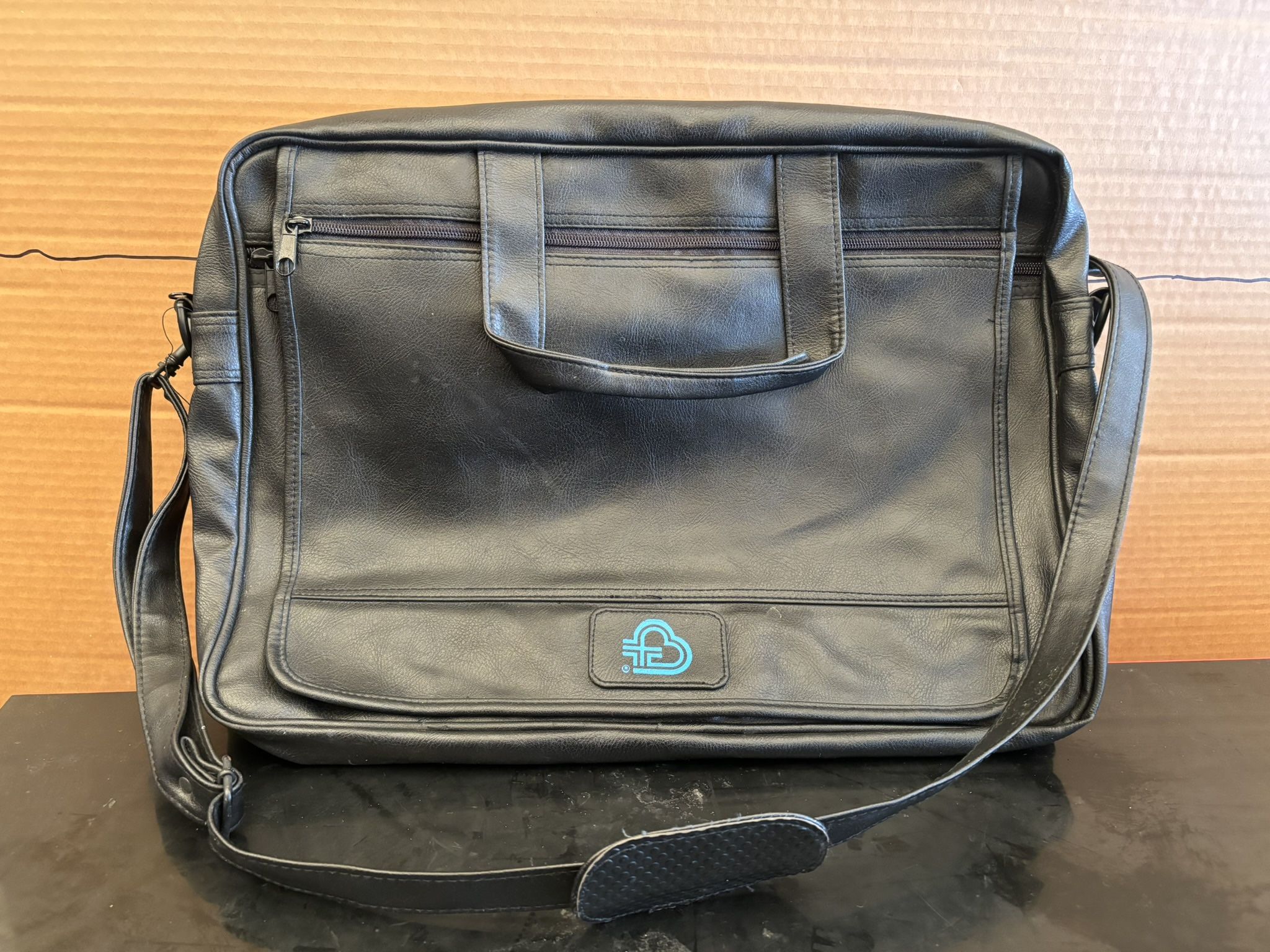 Laptop travel bag