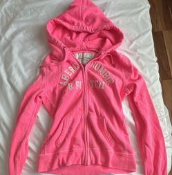 Vintage 2000’s Abercrombie & Fitch Hot pink zip up sweater size M