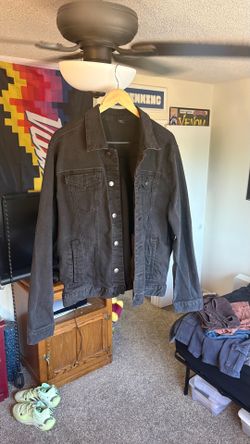 XL Black Denim Jacket