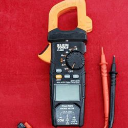 Klein Tools CL800 AC/DC True RMS Auto-Ranging Digital Clamp Meter with Leads - No Case - Working