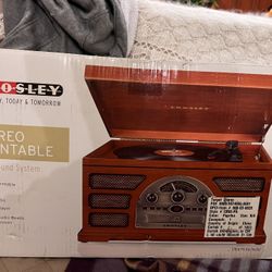Crosley Rochester CR66-PA 5-in-1 Stereo Turntable | Record, CD, Cassette & Radio