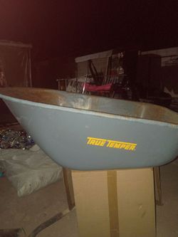 It's just the bucket part only no other parts to it for the wheelbarrow true temper
