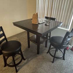 Dinning Table From RCwilley With Three Set Of Rotating Chairs 