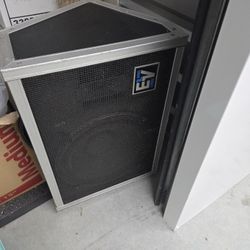 EV Floor Monitor 
