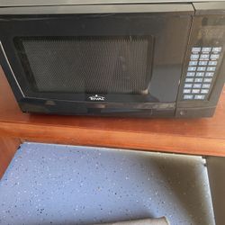 Microwave works good