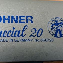 HOHNER  SPECIAL 20. HARMONICA  #560/20