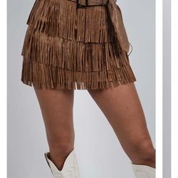 Women’s small fringe skort