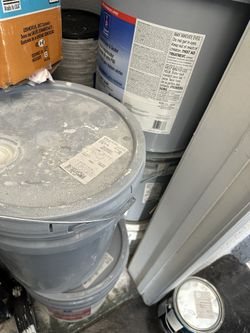 5 Gallon Paint Buckets