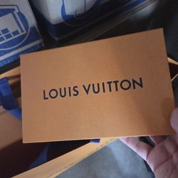 Louis Vuitton packaging 