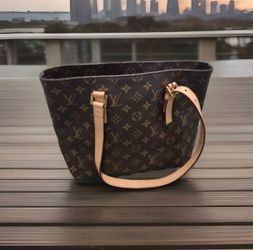 Louis Vuitton Piano M12095