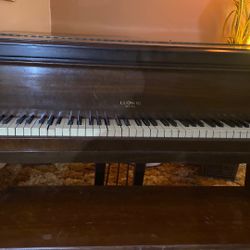 LUDWIG New York Baby Grand (Antique )
