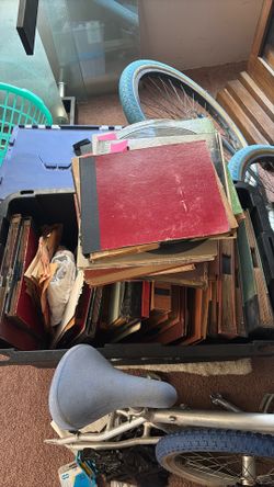 Tons of records, at least two of them are signed. I don’t know which ones.
